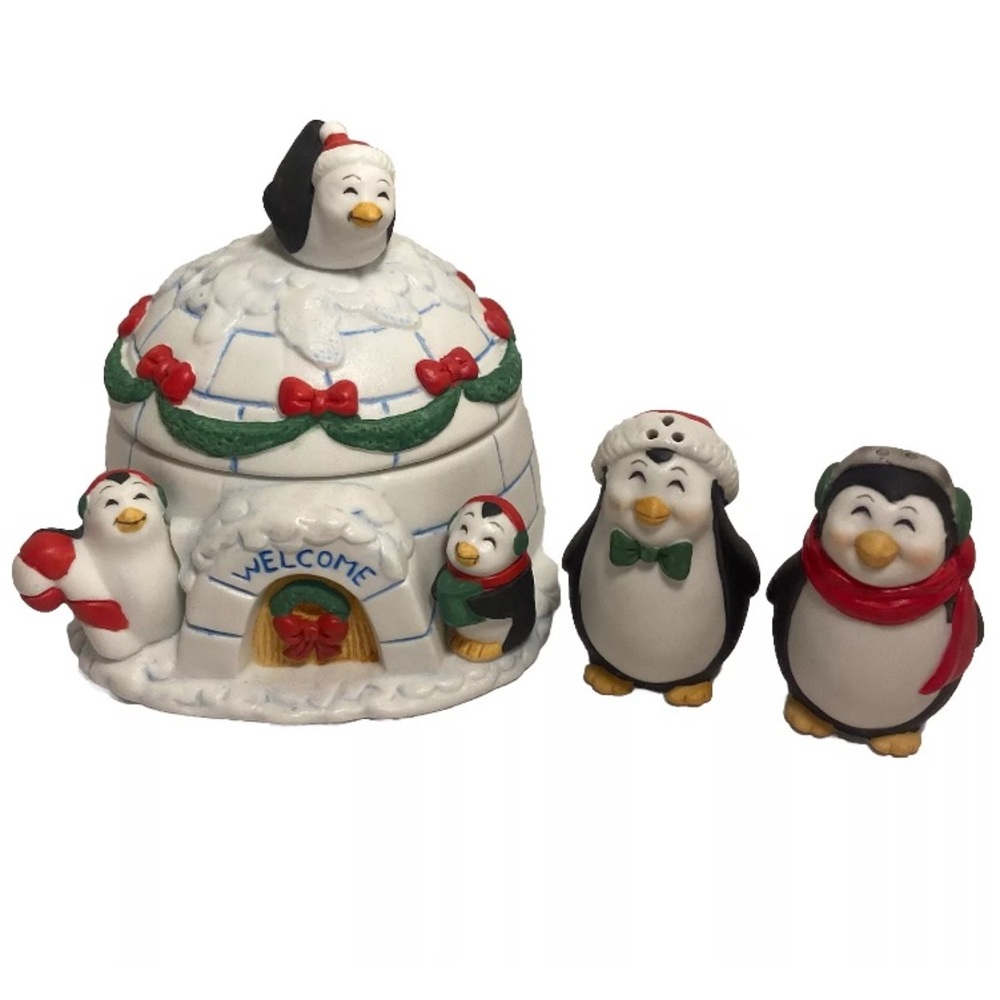 90s FIGIS Penguin Igloo Christmas Dish bowl LOT Salt and Pepper Shaker Vintage